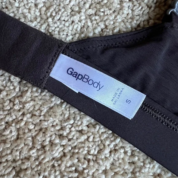 NWOT Gap SecondSkin Crossover Bralettes - Set of 2 - Size Small - Picture 6 of 7